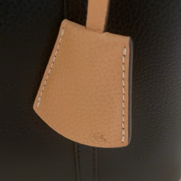 Tory Burch Small Perry Tote - Picture 5 of 7